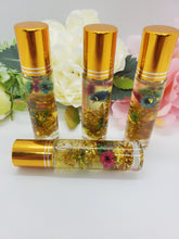 Load image into Gallery viewer, Rose Peddles Lip Oil