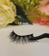 Load image into Gallery viewer, 18mm Lashes Bundle